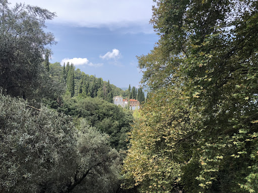 A green walk between the Moni Sotirou and Timiou monasteries