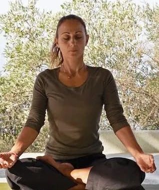yoga-kinisis, Evi is Yoga teacher, Massage therapist
